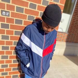 Meet your Posher, Bryant